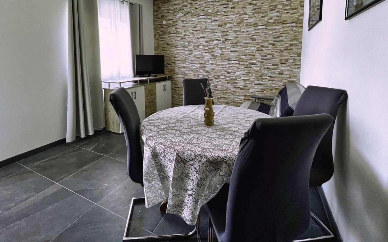 Apartment Plavi Val Tribunj (Sibenik-Knin)
