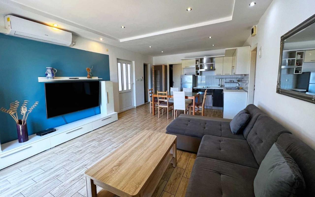Apartment Plavi Val