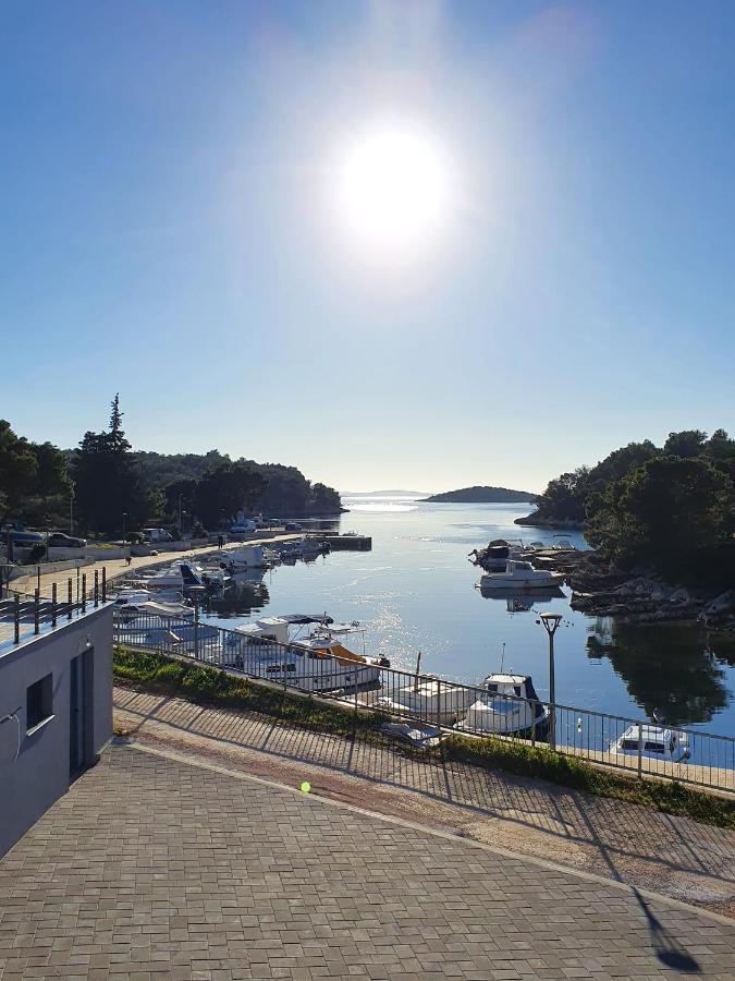 Plavi Val * Tribunj (Sibenik-Knin)