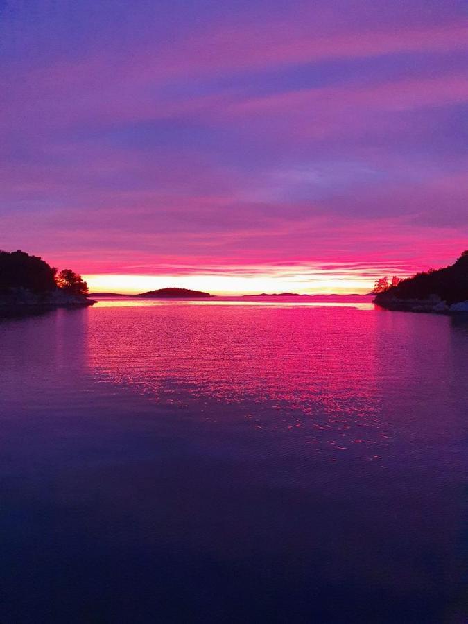 Plavi Val * Tribunj (Sibenik-Knin)
