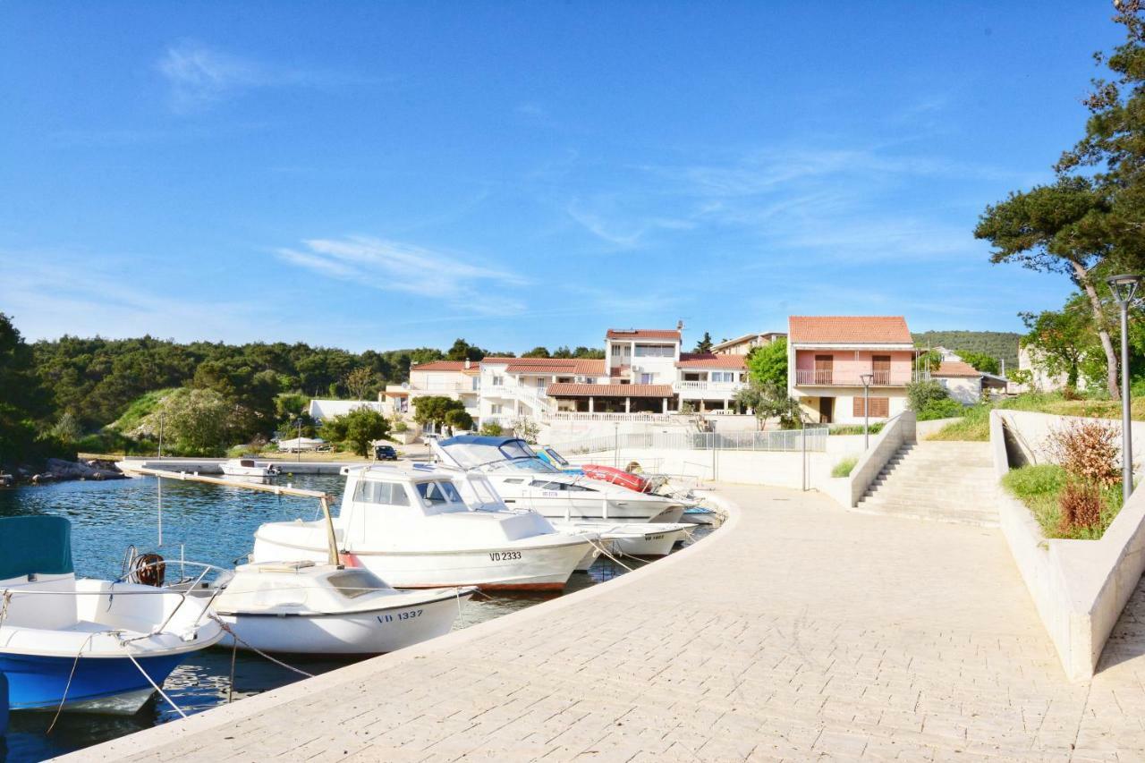 Plavi Val Apartment *